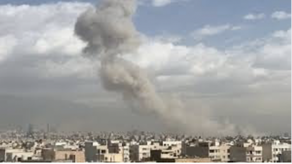 Estados Unidos e Israel bombardean Irán